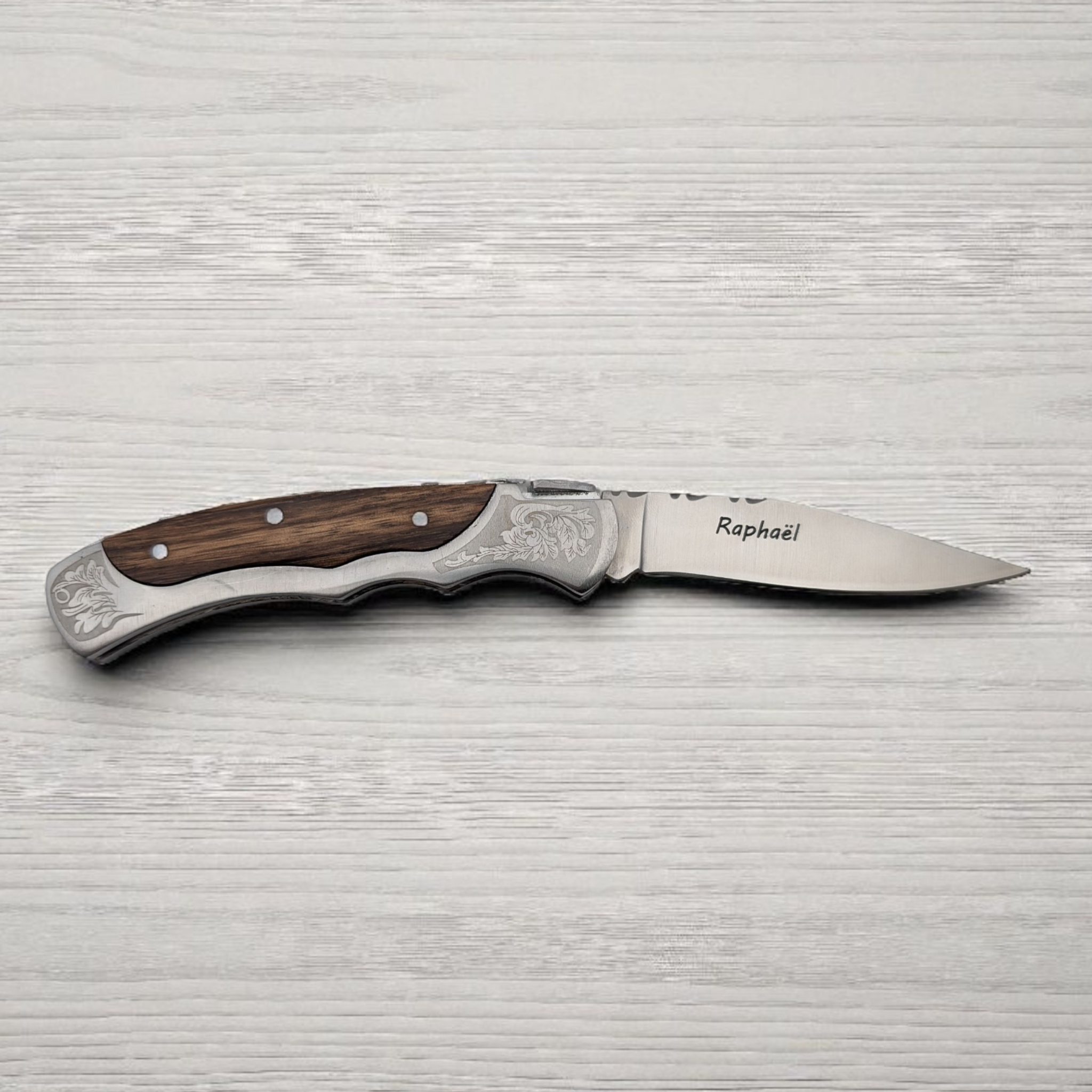 Couteau Pliant Personnalisé – Laguiole Bougnat 10 cm Atelier Éclats d'Instants